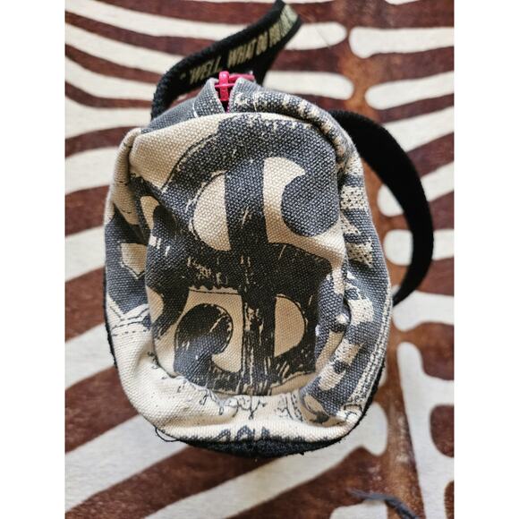 Y2K 2006 Rare Andy Warhol LOOP Dollar NYC Small Duffel Barrel Bag - Picture 5 of 11